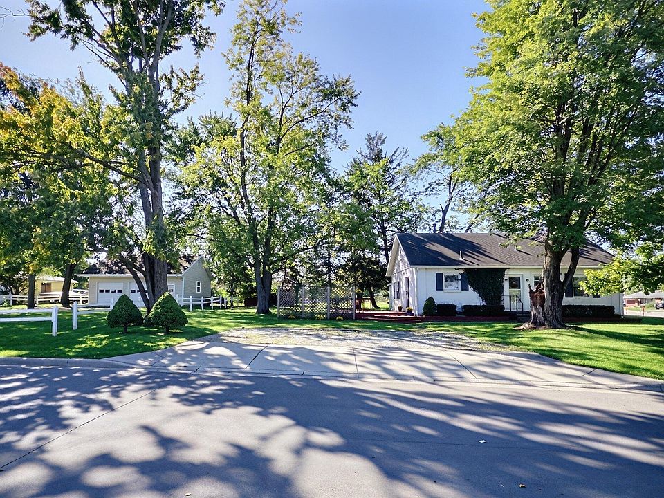 1st image of 260 Norton Rd