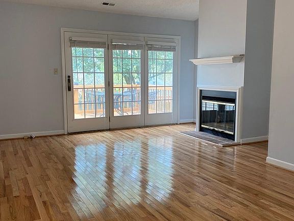 2nd image of 51 Somersett Dr