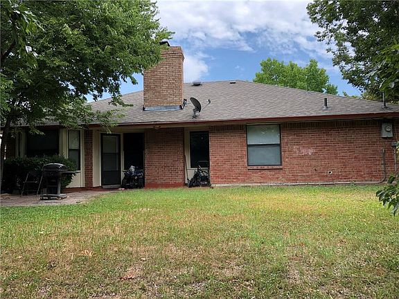 4th image of 1151 Brookside Dr