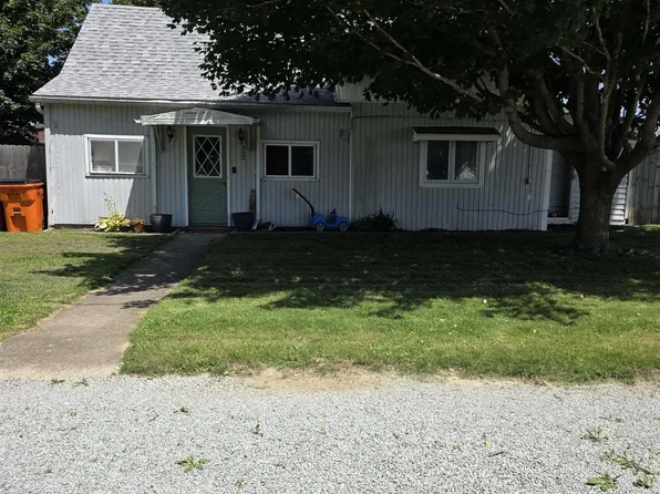 322 W North St, Windfall, IN 46076