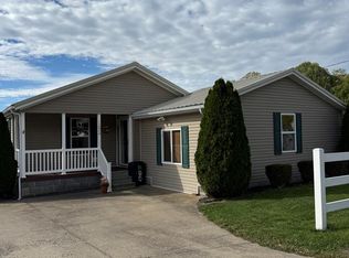 192 Hoist Rd, Beckley, WV 25801