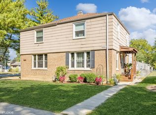 4003 Raymond Ave, Brookfield, IL 60513