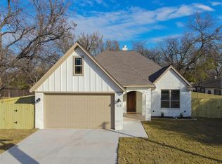 516 Isbell Rd, Fort Worth, TX 76114