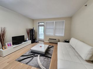 15 Enterprise Ct APT 212, Jersey City, NJ 07305