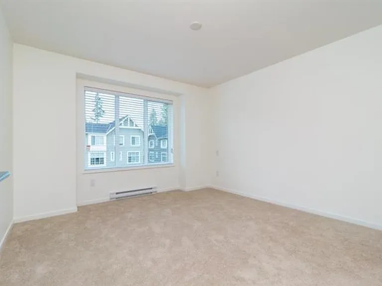 16678 25th Ave #61 — Photo 10