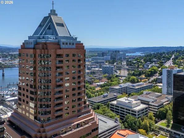 1414 SW 3rd Ave APT 2402, Portland, OR 97201