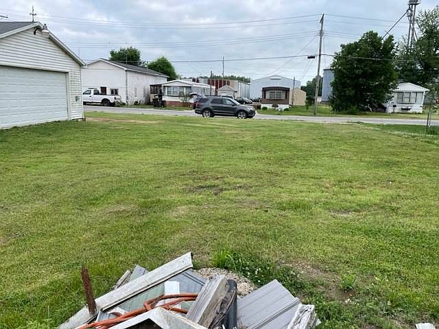 2nd image of 140 N Main St