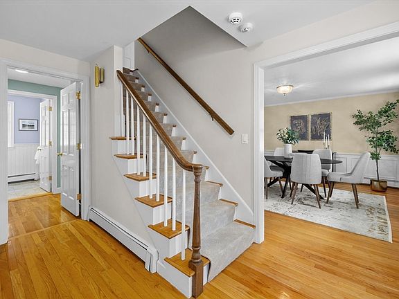 4th image of 8 Sutton Rd
