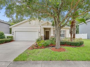 10363 Oxford Lakes Dr, Jacksonville, FL 32257