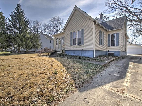 3rd image of 1437 W Main St
