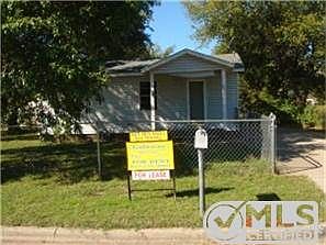 4th image of 805 Ronald St