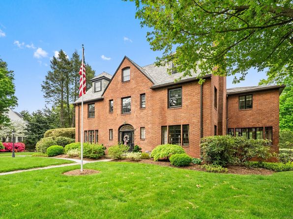 44 Walbridge Rd, West Hartford, CT 06119