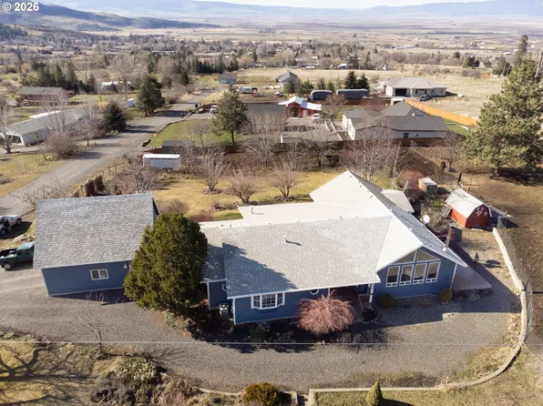 60908 Stackland Rd, Cove, OR 97824