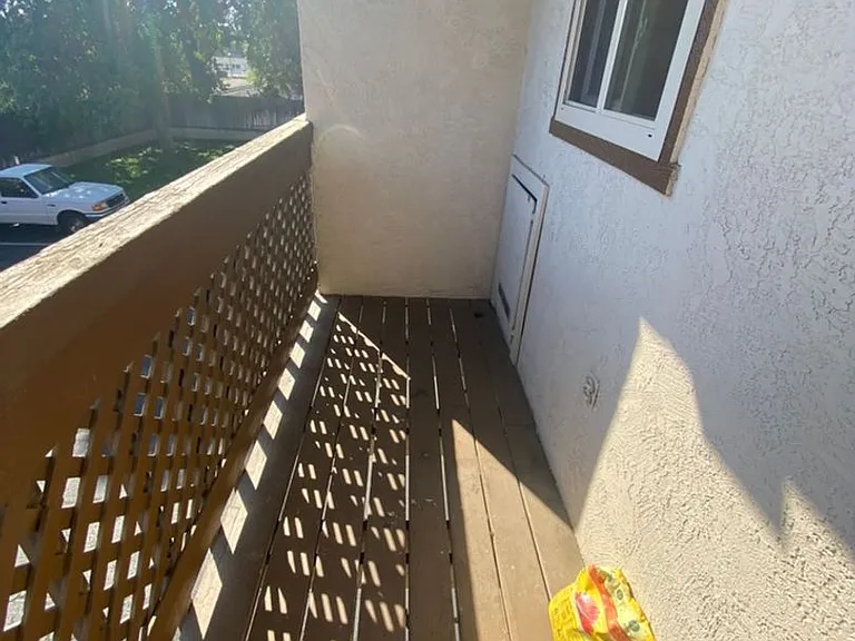 2212 Pine St — Photo 52