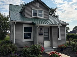 562 E Franklin St, Berne, IN 46711