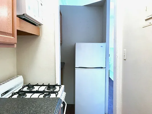 Rented by Sovereign Associates | media 10