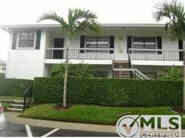 12 Stratford Dr APT B, Boynton Beach, FL 33436