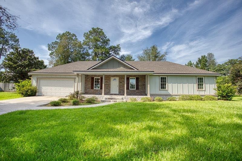 1st image of 4085 Northlake Dr