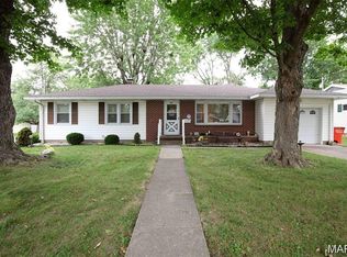 929 W Jay St, Vandalia, IL 62471