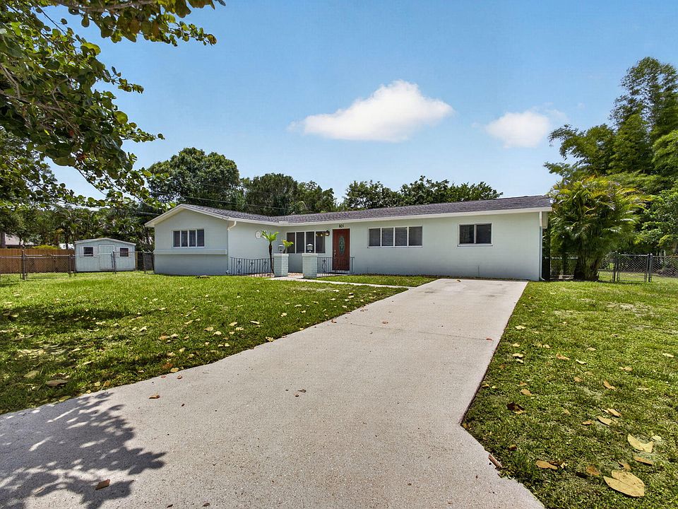 1st image of 601 Evelyn Court