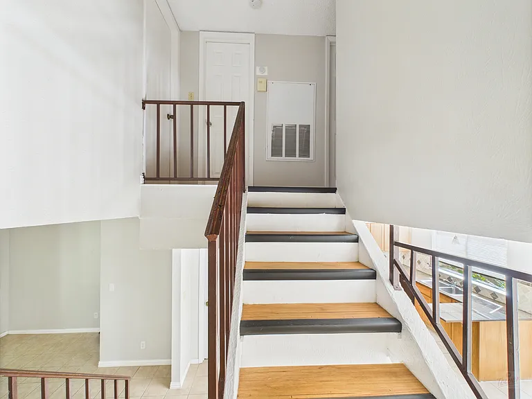 9520 Quail Village Ln — Photo 52