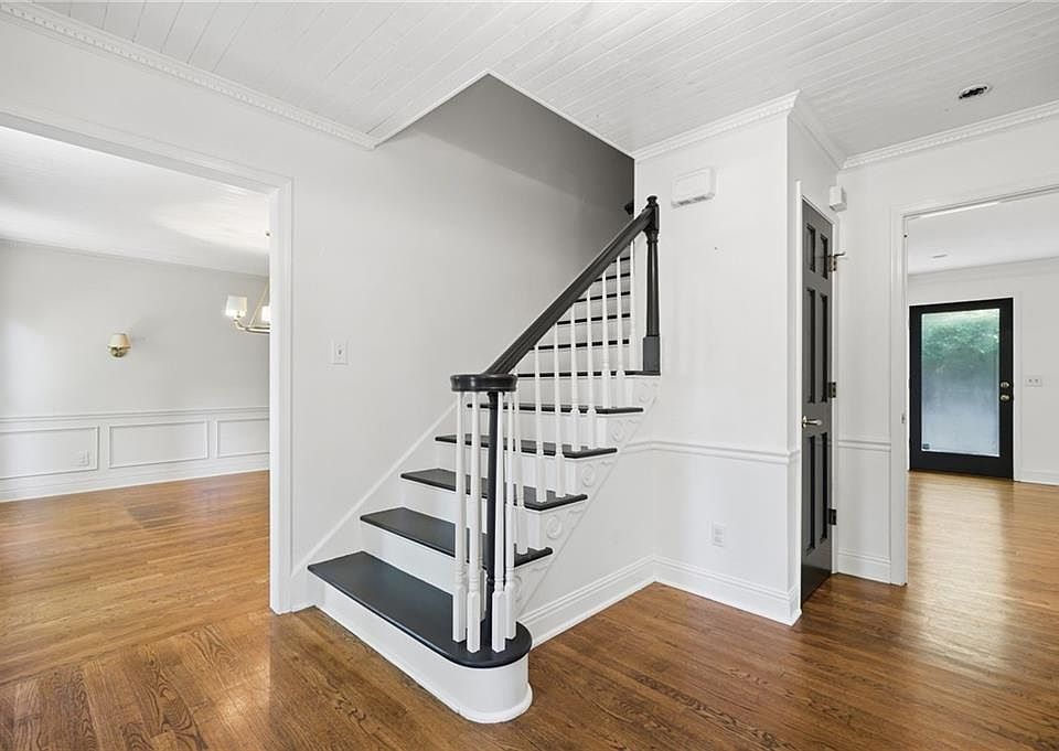ぴ*ん様 House on the hill ロンパース 297 Hill Church Rd, Bechtelsville, PA 19505 | Zillow