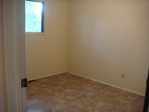 4th image of 9923 71st Ave