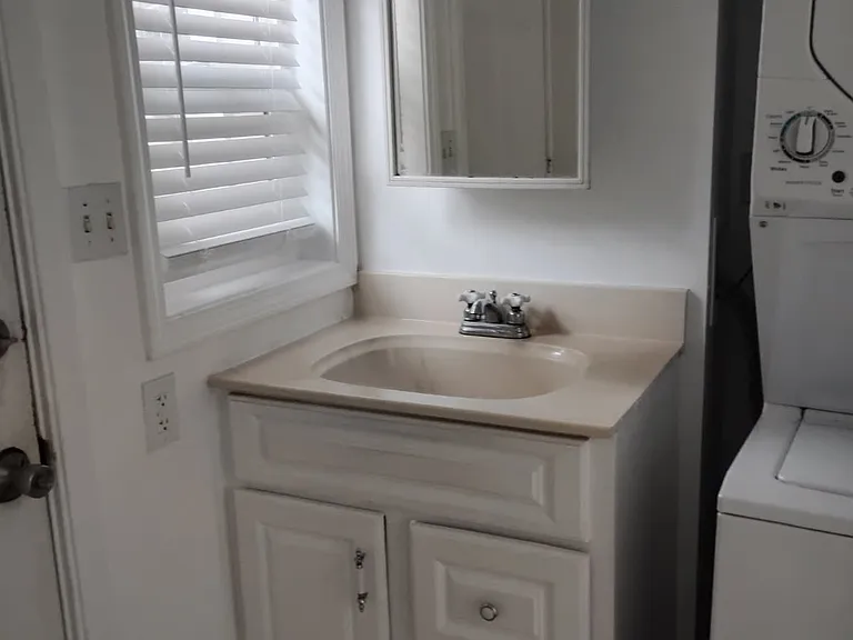 1679 Monroe St #A — Photo 22
