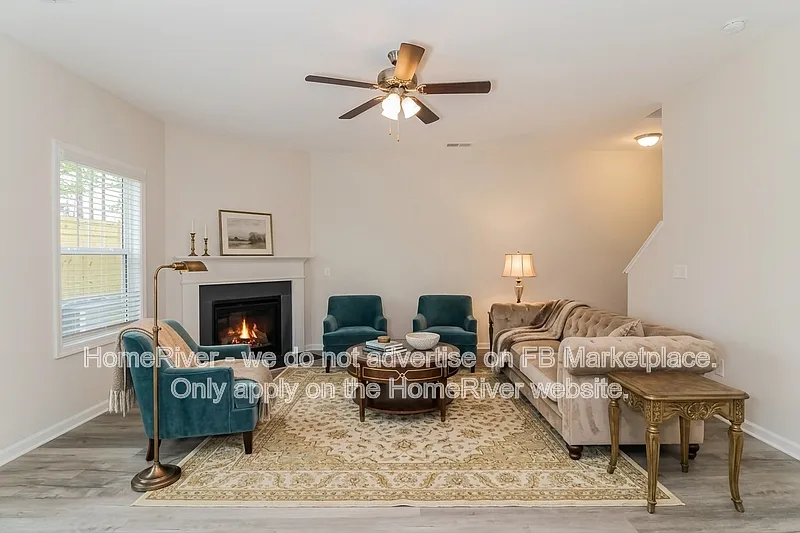 5 bed, 3.0 bath, 2225 sqft, $2,345 — Photo 2