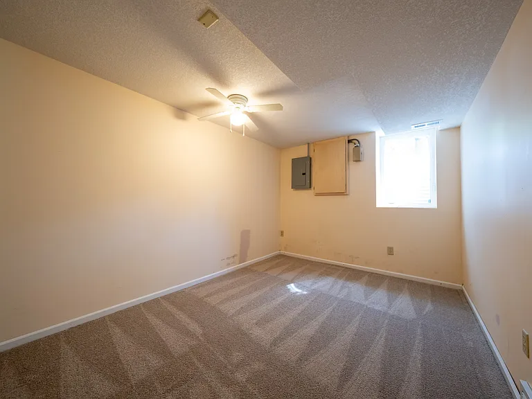 469 Reflection Rd — Photo 34