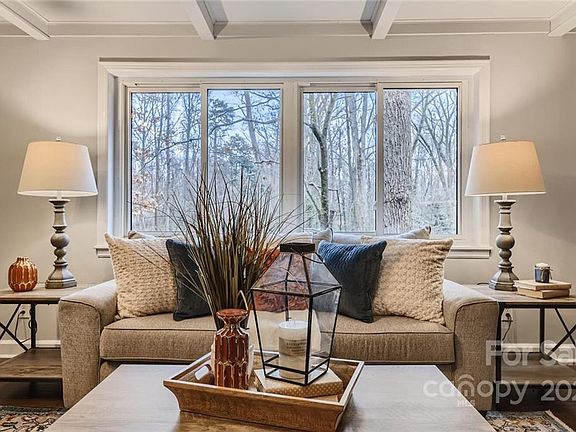 3rd image of 412 N Rowan Avenue Ext