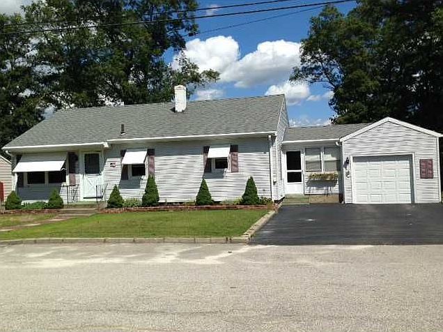 2nd image of 27 Ridgewood Rd