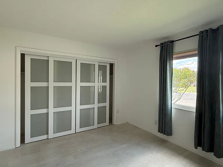 5451 Riverbluff Cir #V-69 — Photo 11