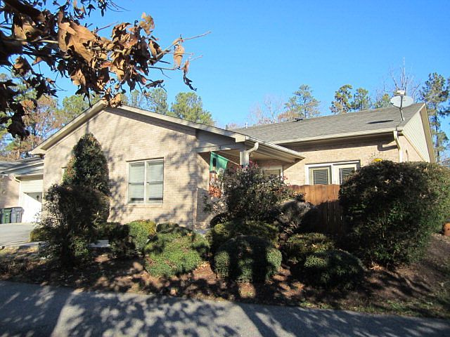 1st image of 106 Beaver Creek Dr