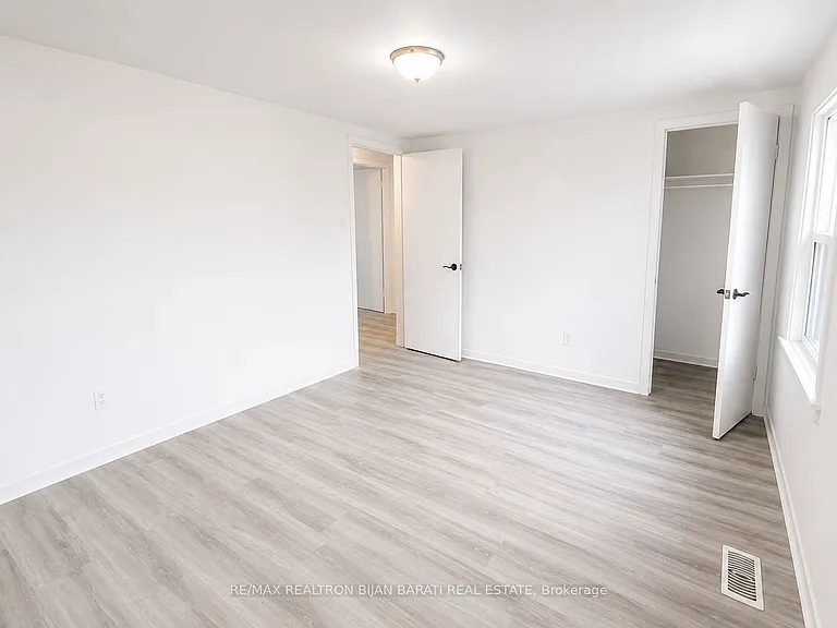167 Ruggles Ave — Photo 7