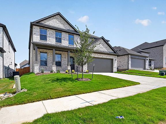 2nd image of 713 Summerberry Dr