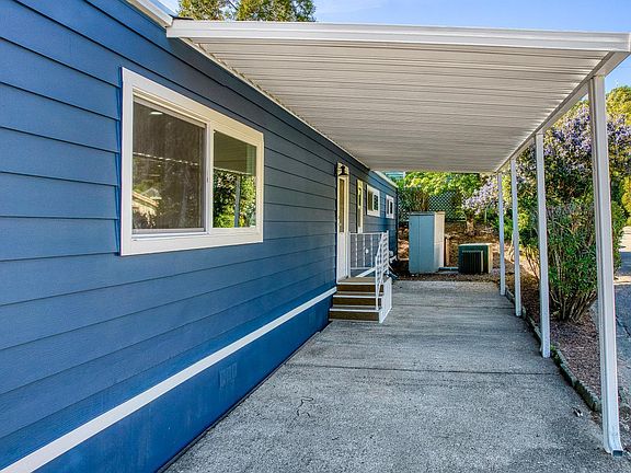 3rd image of 15 Meadow View Drive