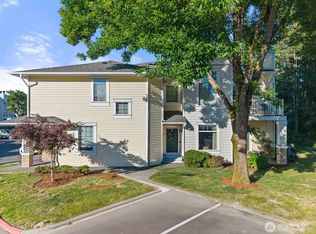 Windward Cove At Lakes, Kent, WA 98032