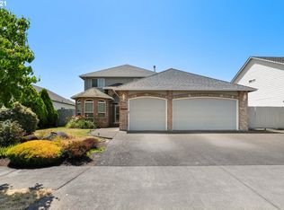 21946 NE Lachenview Ln, Fairview, OR 97024