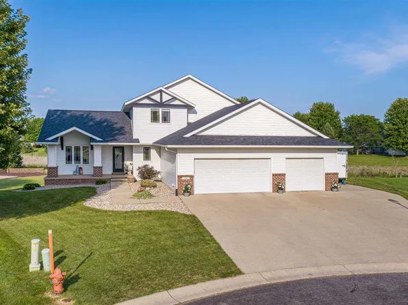 120 Callaway Ct, Mankato, MN 56001
