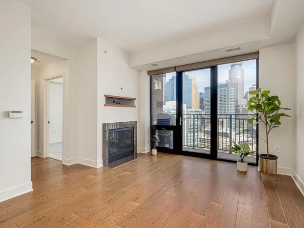 500 E Grant St APT 2008, Minneapolis, MN 55404