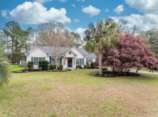 11 Southern Magnolia Dr, Beaufort, SC 29907