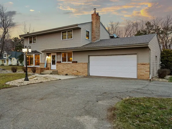 3100 6th St NE, Austin, MN 55912