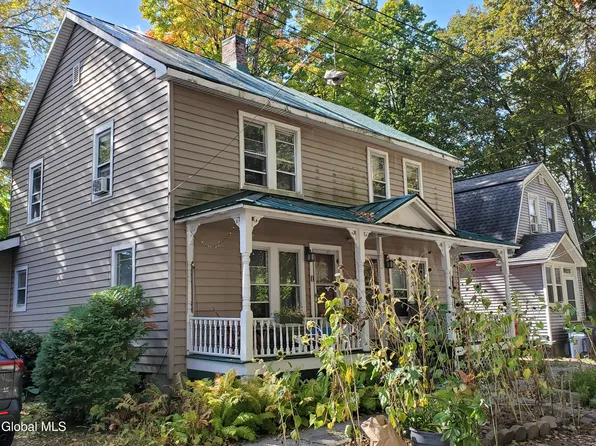 90 Middle Avenue, Saratoga Springs, NY 12866