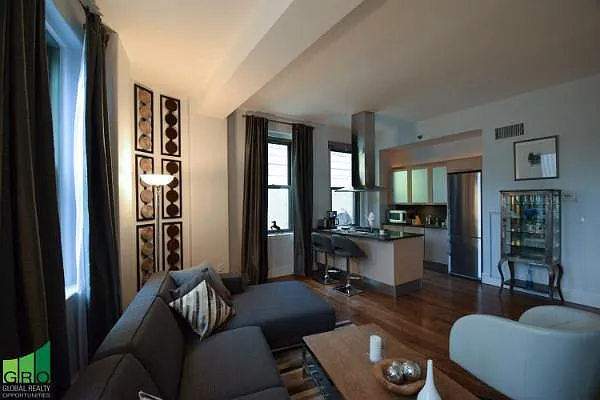 Rented by Global Realty Opportunities | media 15