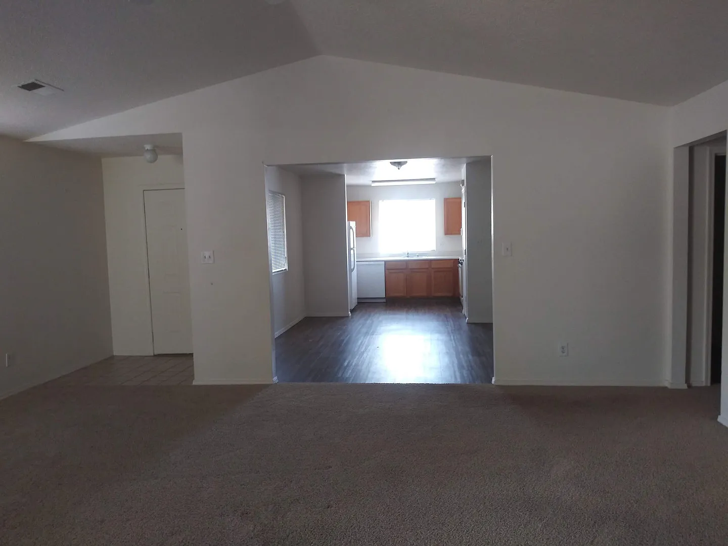5763 Carmen Rd NW — Photo 4