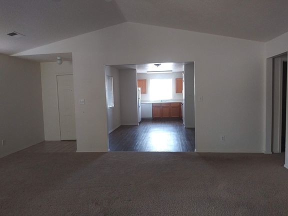 4th image of 5763 Carmen Rd NW