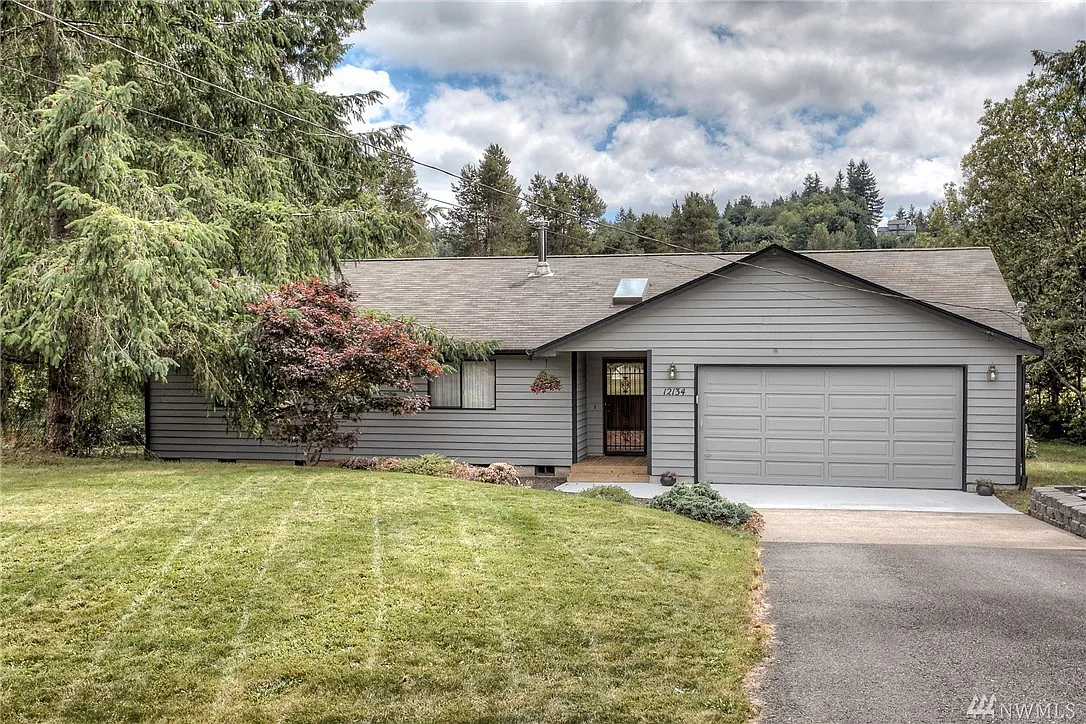 12134 Scott Creek Loop SW photo 1