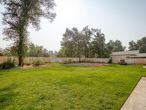 3rd image of 6741 Eastmont Dr