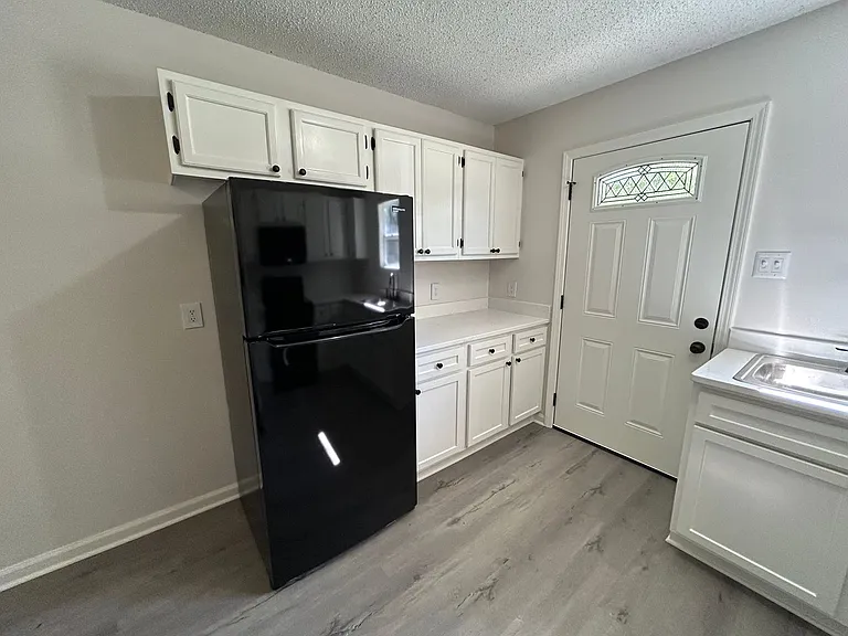 1154 S. Washington Ave. — Photo 1